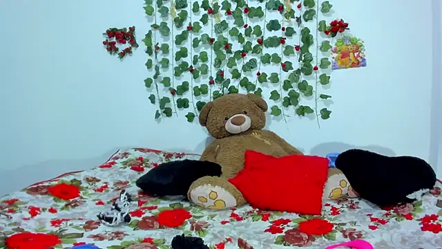 Natalia sexxxy online show from July 17, 2026, 4:41 am