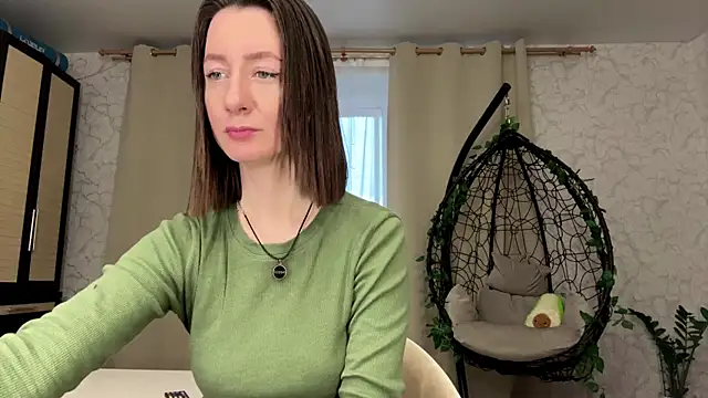 MariaSpadoni online show from April 29, 2026, 4:11 pm