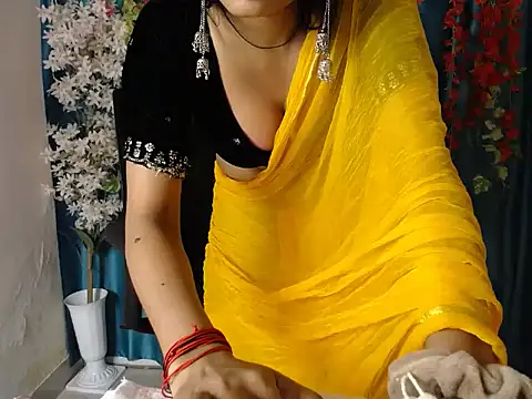 Snapshot of Naughtyy_Ranii01 chatting on July 13, 2026, 8:11 pm Naughtyy Ranii01 online show from July 13, 2026, 8:11 pm