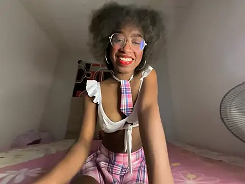 VenusNight  online show from July 10, 2026, 12:04 am