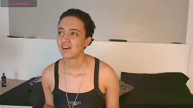 Snapshot of Jhon_and_Karol chatting on June 12, 2026, 4:11 am Jhon and Karol online show from June 12, 2026, 4:11 am