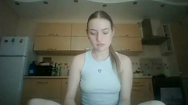 Lisanta online show from July 9, 2026, 6:34 pm