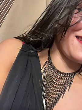 SecretDarkRoomXO online show from July 6, 2026, 8:55 am