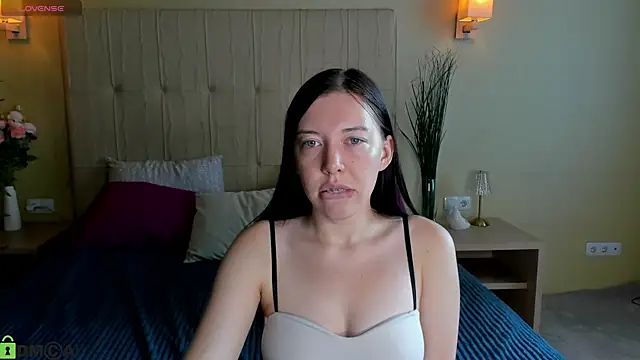 Snapshot of Sandra_Ross chatting on July 24, 2026, 1:03 am Sandra Ross online show from July 24, 2026, 1:03 am