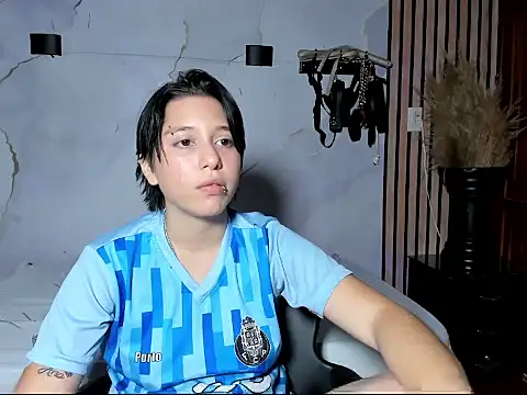 CloeAndKalifa online show from July 17, 2026, 5:25 am
