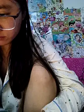 Snapshot of vvvan2026 chatting on July 28, 2026, 8:12 pm vvvan2026 online show from July 28, 2026, 8:12 pm