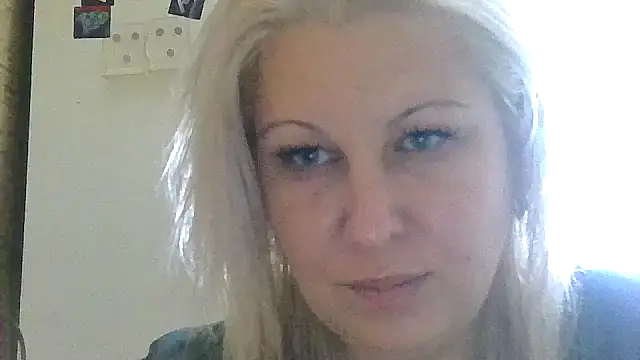 Neferedit online show from July 16, 2026, 12:44 pm