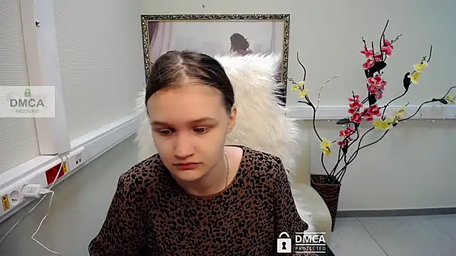  donnaSia  online show from June 28, 2026, 6:19 am