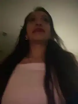 leenachanel online show from June 12, 2026, 4:22 am