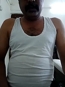 Snapshot of TamilRedchilli chatting on April 26, 2026, 7:17 am TamilRedchilli online show from April 26, 2026, 7:17 am