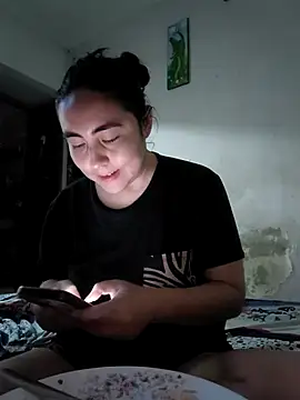 Snapshot of SweetyNaugthy chatting on July 5, 2026, 10:39 pm SweetyNaugthy online show from July 5, 2026, 10:39 pm