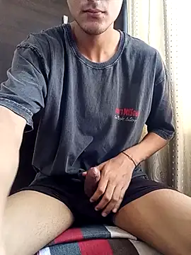 skinny raj online show from May 19, 2026, 4:52 am