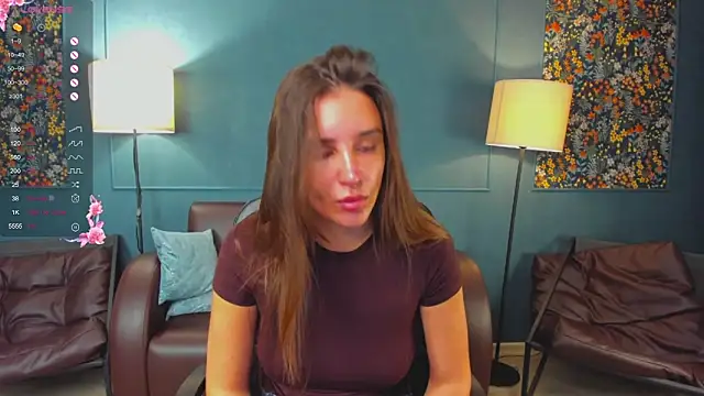 NicoleWells22 online show from May 20, 2026, 6:19 am
