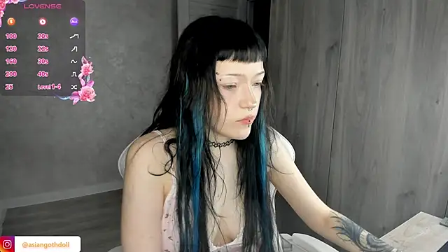 urmelodyy online show from July 9, 2026, 9:08 pm