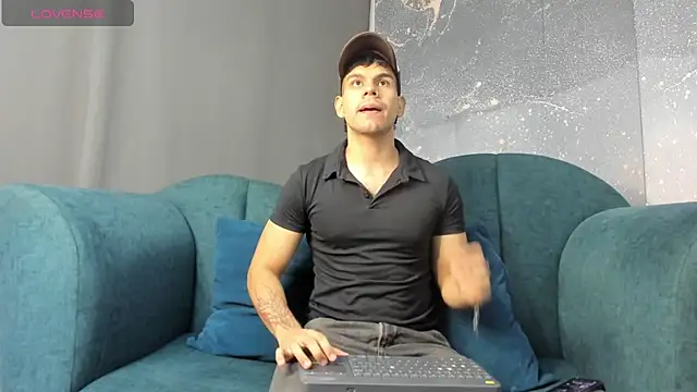 Derek Voss online show from June 9, 2026, 12:06 pm