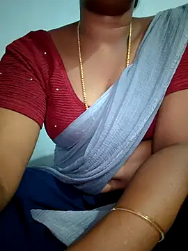 Tamil Hot HoneyBee online show from July 8, 2026, 5:06 pm