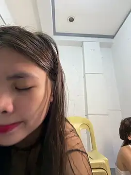 3mariaspinay69 online show from May 18, 2026, 2:18 am