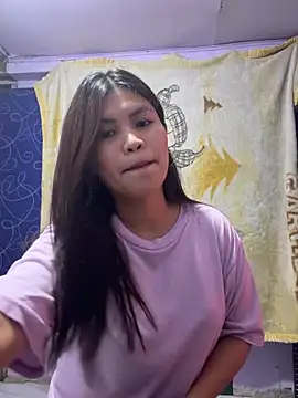 3mariaspinay69 online show from August 6, 2026, 1:57 pm