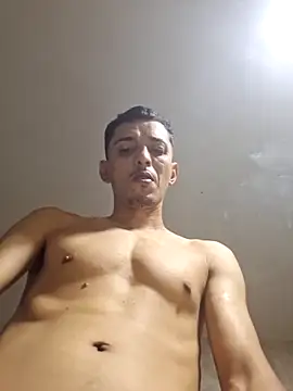 casadocalixaba028 online show from May 9, 2026, 7:46 am