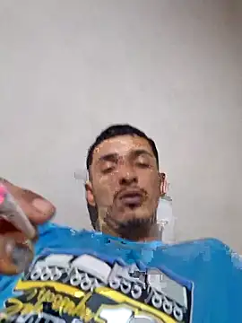 casadocalixaba028 online show from May 31, 2026, 10:44 pm