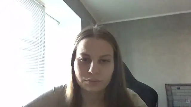  Linsyy ee  online show from June 1, 2026, 4:41 pm