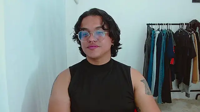 Diane exotic online show from June 3, 2026, 12:57 am