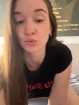 Dianyx online show from May 27, 2026, 2:25 pm