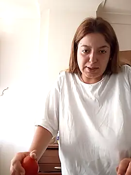 Snapshot of Werderwerememm chatting on July 8, 2026, 6:18 am Werderwerememm online show from July 8, 2026, 6:18 am