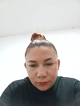 Luna Morch online show from June 10, 2026, 11:57 pm