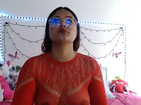 scarlettdoll777 online show from June 8, 2026, 12:49 pm