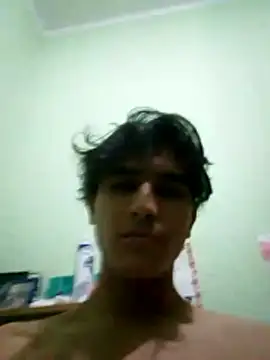 Snapshot of Sempai_Moon chatting on June 2, 2026, 2:57 am Sempai Moon online show from June 2, 2026, 2:57 am
