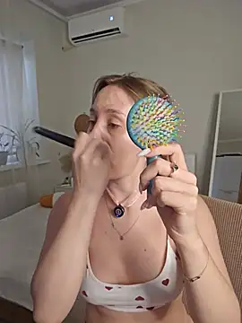 ooopsitscandy online show from August 8, 2026, 4:31 pm