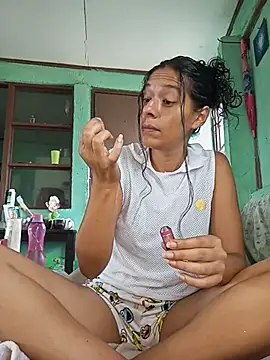 Kimkaly online show from June 1, 2026, 1:46 pm