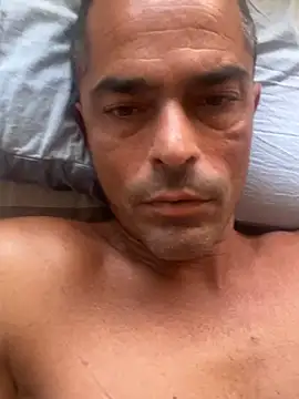 Riccardo86xx online show from June 25, 2026, 12:20 pm