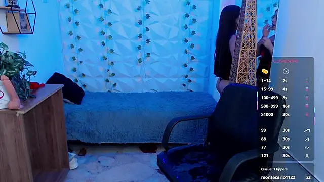 Lana Fiore online show from June 6, 2026, 4:33 pm
