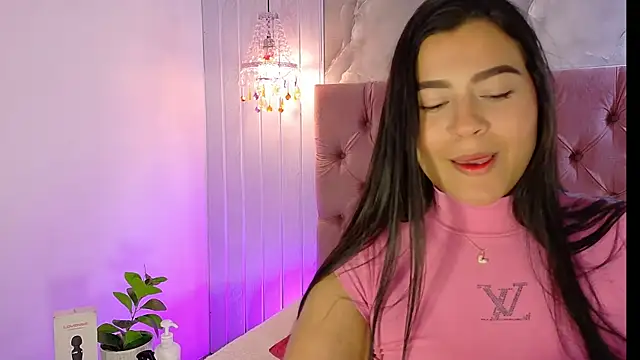RenataPeach online show from June 10, 2026, 2:45 am