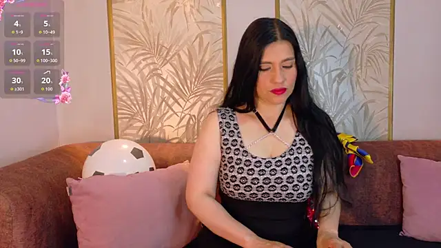 Dalila 5 online show from June 22, 2026, 7:22 pm