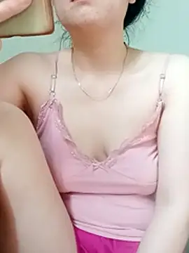Kee2000 online show from May 16, 2026, 8:33 am