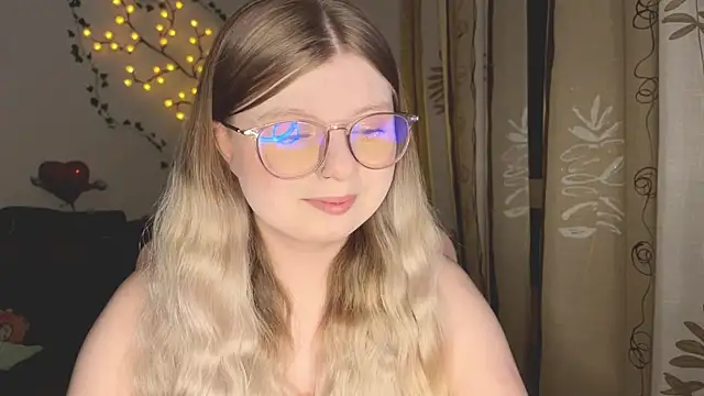 YukiBlush online show from July 31, 2026, 8:30 pm