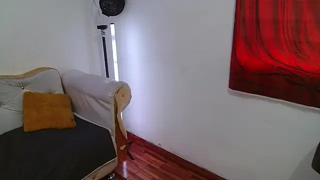 Velvet Sex online show from May 11, 2026, 4:04 pm