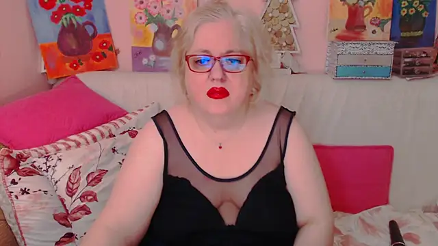 Maturelove xxx online show from May 13, 2026, 6:49 pm