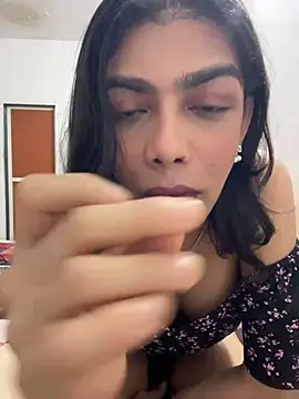 Snapshot of Mayra_xx chatting on July 31, 2026, 7:02 pm Mayra xx online show from July 31, 2026, 7:02 pm