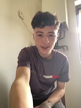 denysio89 online show from May 22, 2026, 10:54 am