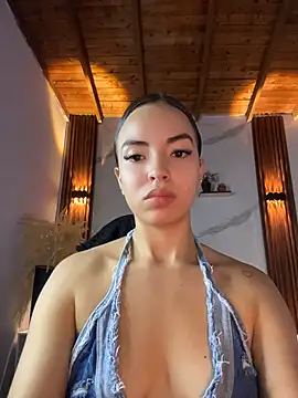 catalina lafer online show from June 6, 2026, 1:38 pm