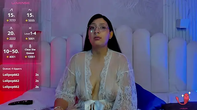 Snapshot of Svetlana_3 chatting on May 21, 2026, 8:10 am Svetlana 3 online show from May 21, 2026, 8:10 am