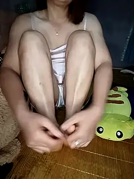 Hazel Nova online show from May 5, 2026, 4:26 pm