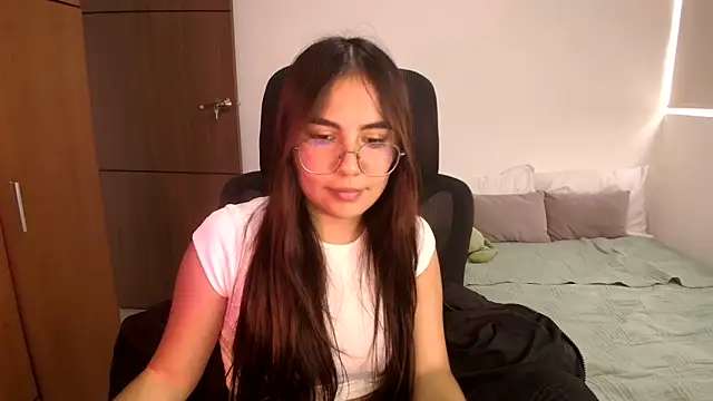 Snapshot of abbyyandmaxx chatting on June 9, 2026, 4:07 pm abbyyandmaxx online show from June 9, 2026, 4:07 pm
