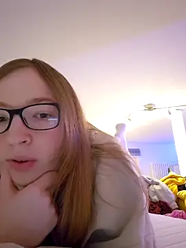 Freaky-Doll online show from May 17, 2026, 9:11 pm