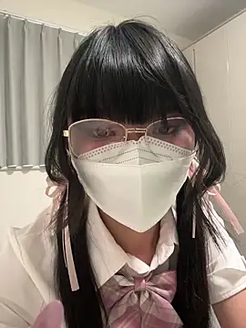 yingtao-888 online show from June 6, 2026, 11:31 pm