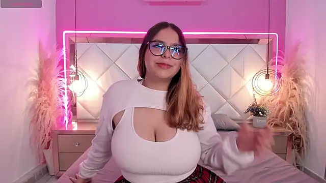 Sabrinaleblanc online show from June 23, 2026, 12:41 am